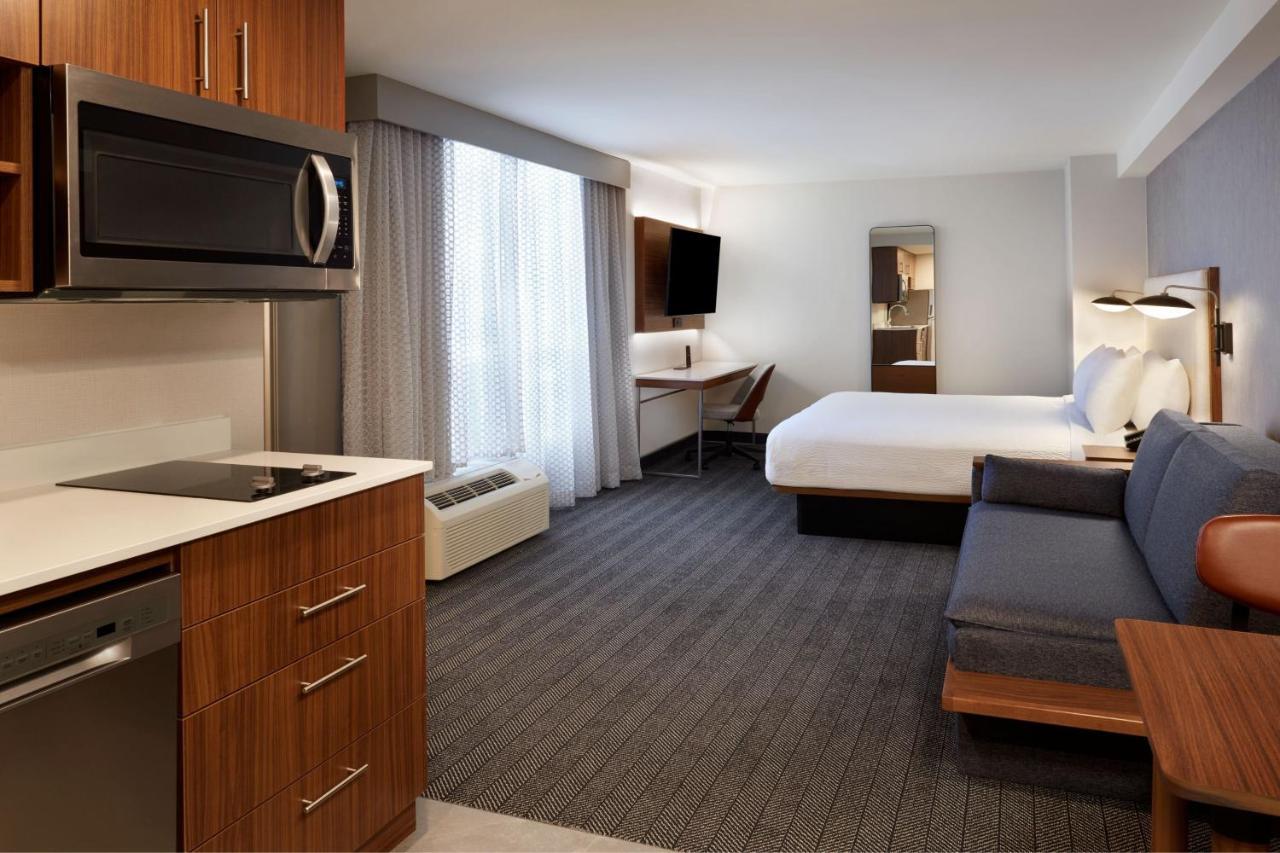 Hotel Courtyard By Marriott Kitchener Exterior foto
