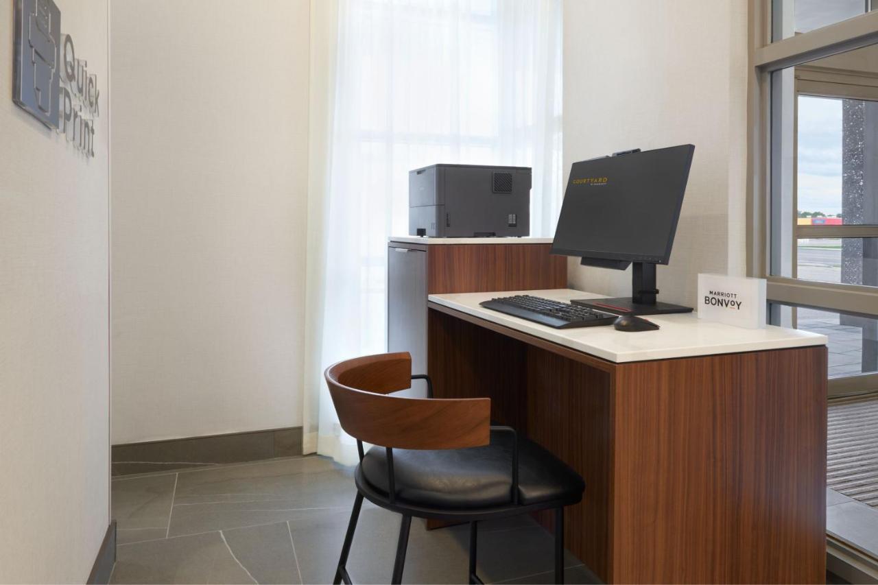 Hotel Courtyard By Marriott Kitchener Exterior foto